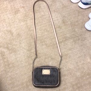 Michael Kors Hamilton Signature Crossbody